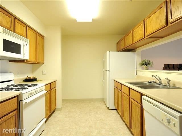 Building Photo - 2 br, 1 bath Apartment - 6341 Birch Lane