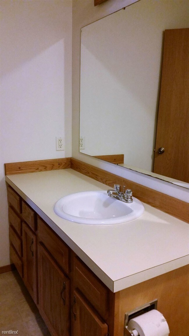 Foto del edificio - 2 br, 1 bath Apartment - Briarwood Apartments