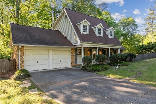 Foto del edificio - 1385 Bubbling Creek Rd NE