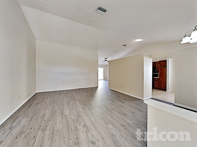 Foto del edificio - 778 Birgham Pl