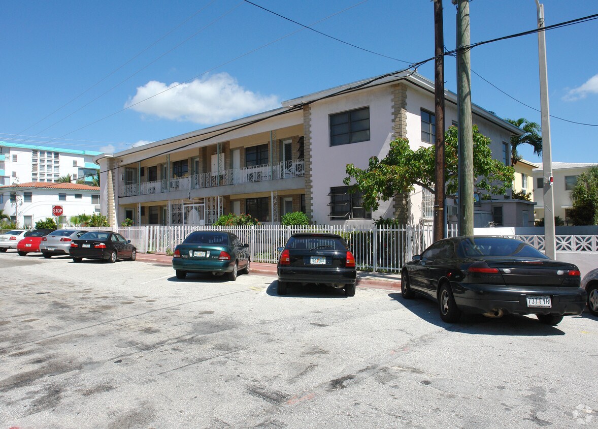 Foto del edificio - 319 80th St