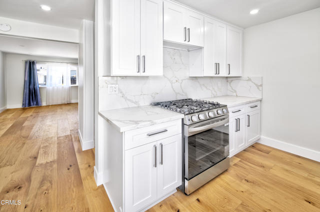 Foto del edificio - 404 Arcade Dr