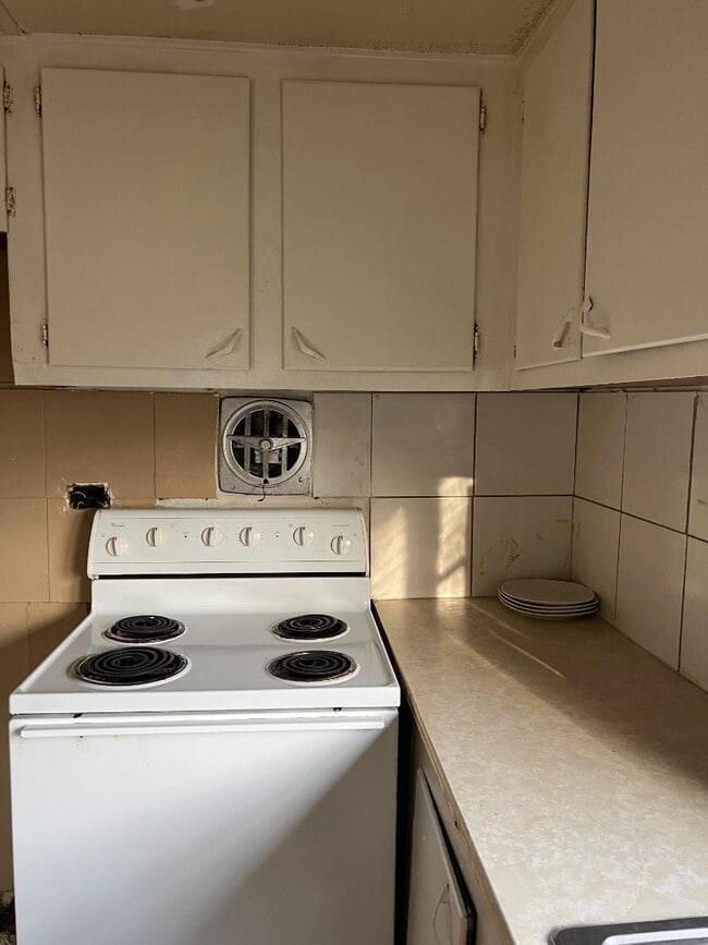 Building Photo - 11415 Lem Turner Rd