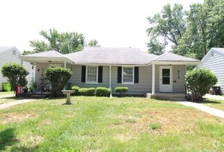Building Photo - 313 E 27th Ave
