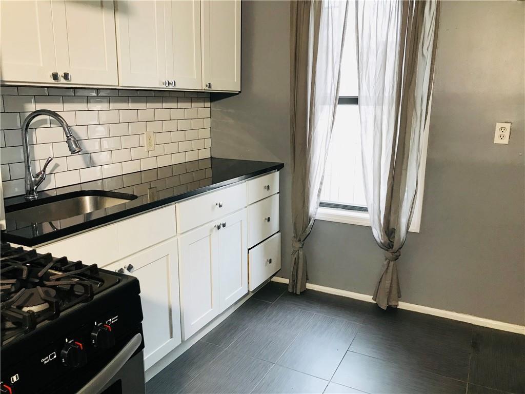 Foto principal - 1743 Flatbush Ave