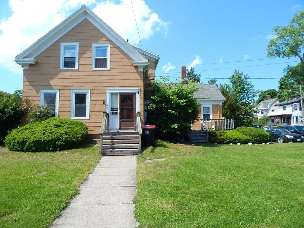 Primary Photo - 123 Prospect St