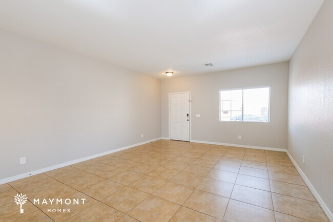 Foto del edificio - 6529 W Pioneer St