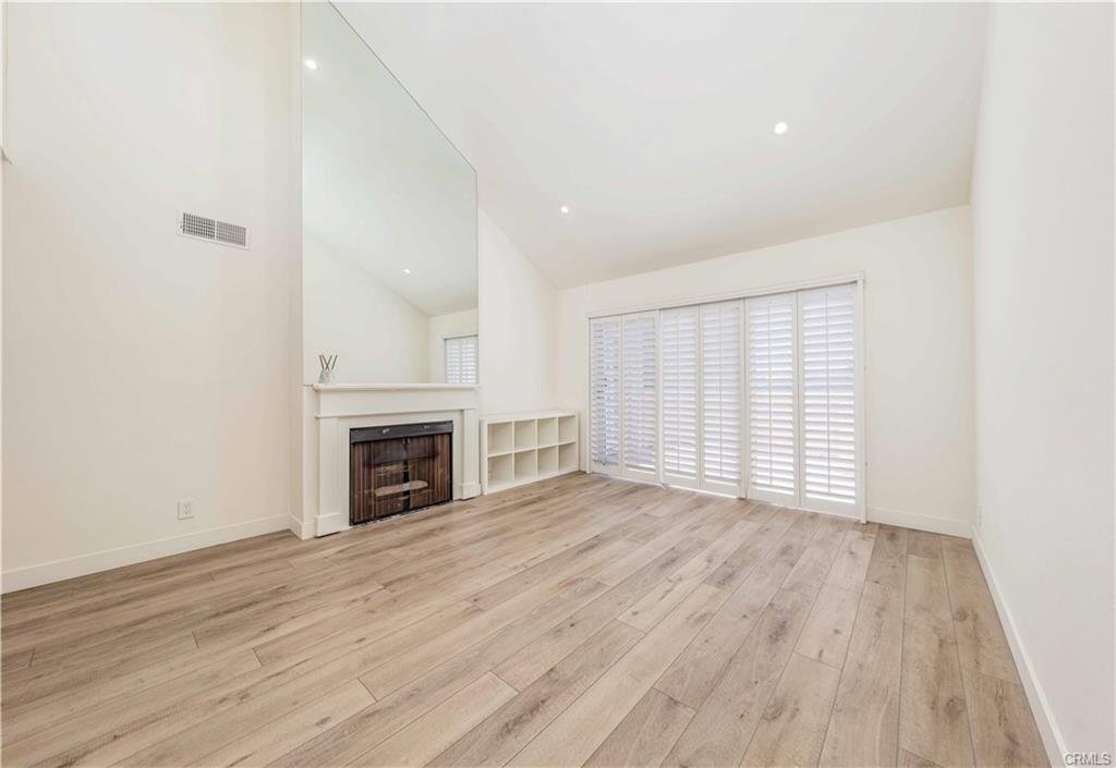 3845 Farquhar Ave Unit 304, Los Alamitos, CA 90720 Condo for Rent in