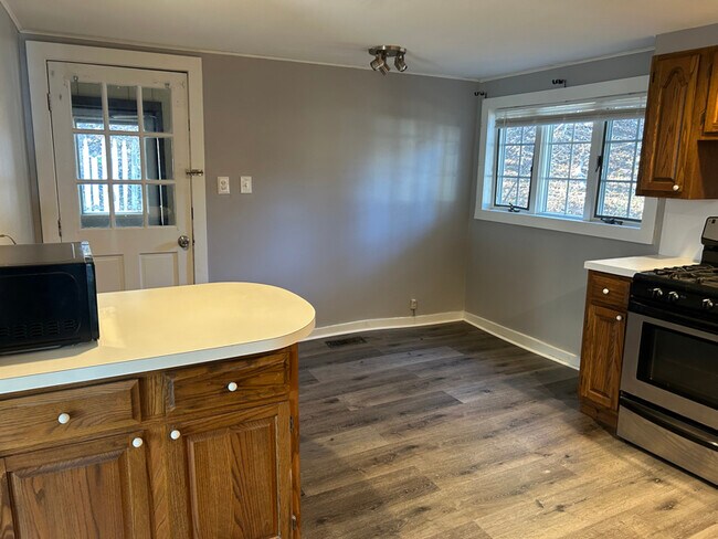 Foto del edificio - 90 Central Ave