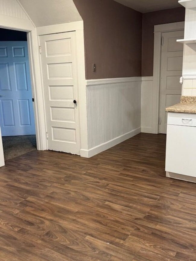 Building Photo - Charming Historic 3BR / 2B Home with Modern Comforts – Available Now!