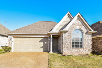 Building Photo - 7862 Fallstone Rd