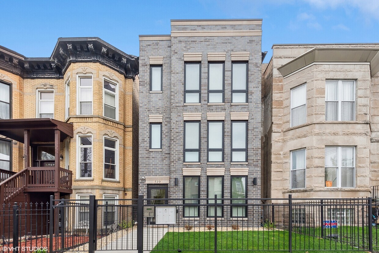 519 E Bowen Ave Unit 1, Chicago, IL 60653 Condo for Rent in Chicago