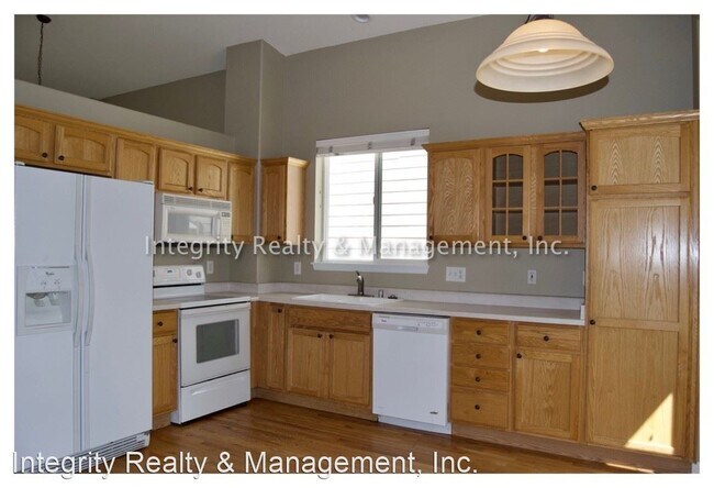 Building Photo - 3 br, 2.5 bath House - 10686 Cherrybrook Cir