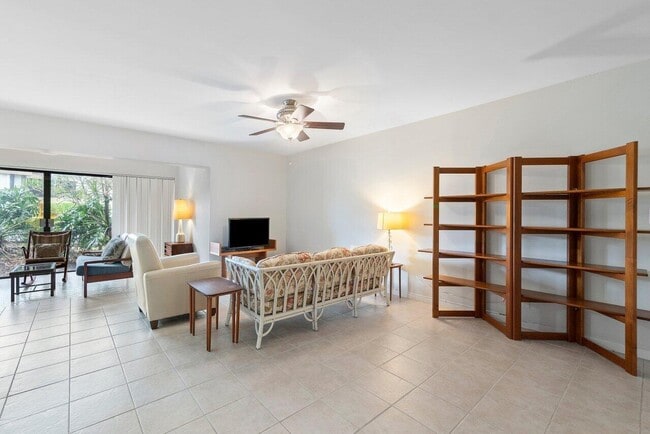 Building Photo - 22089 Cocoa Palm Way