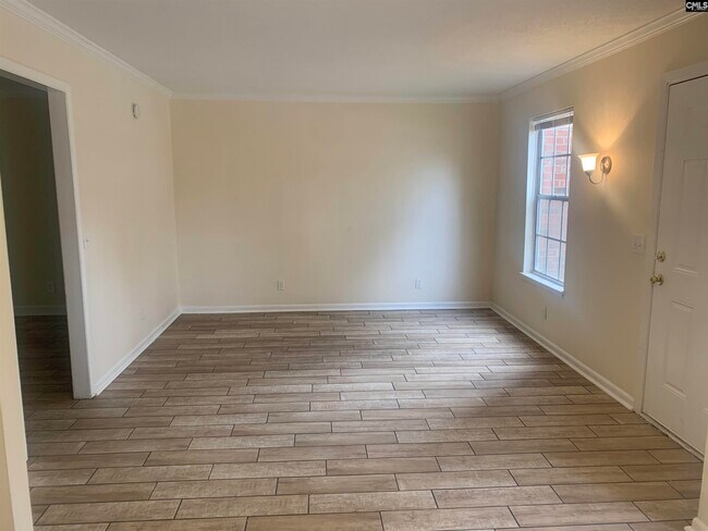 Building Photo - 408 Wimbledon Ct