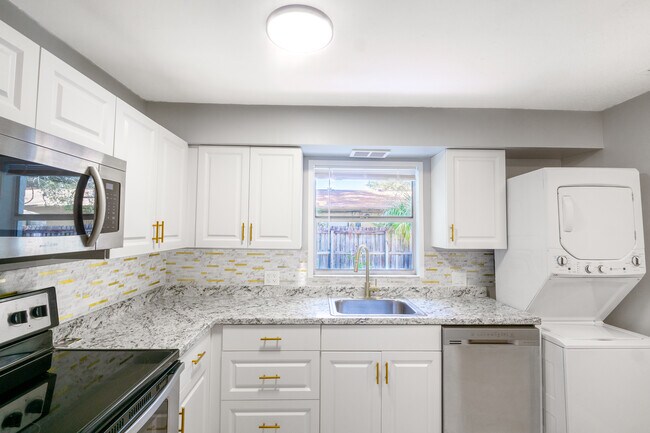 Foto del edificio - 3860 7th Ave N