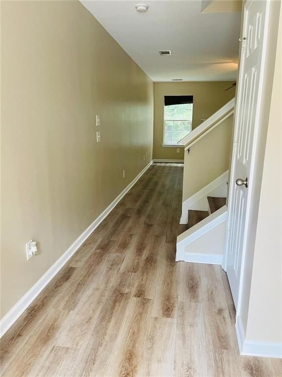 Foto del edificio - 2430 Mayfair Dr