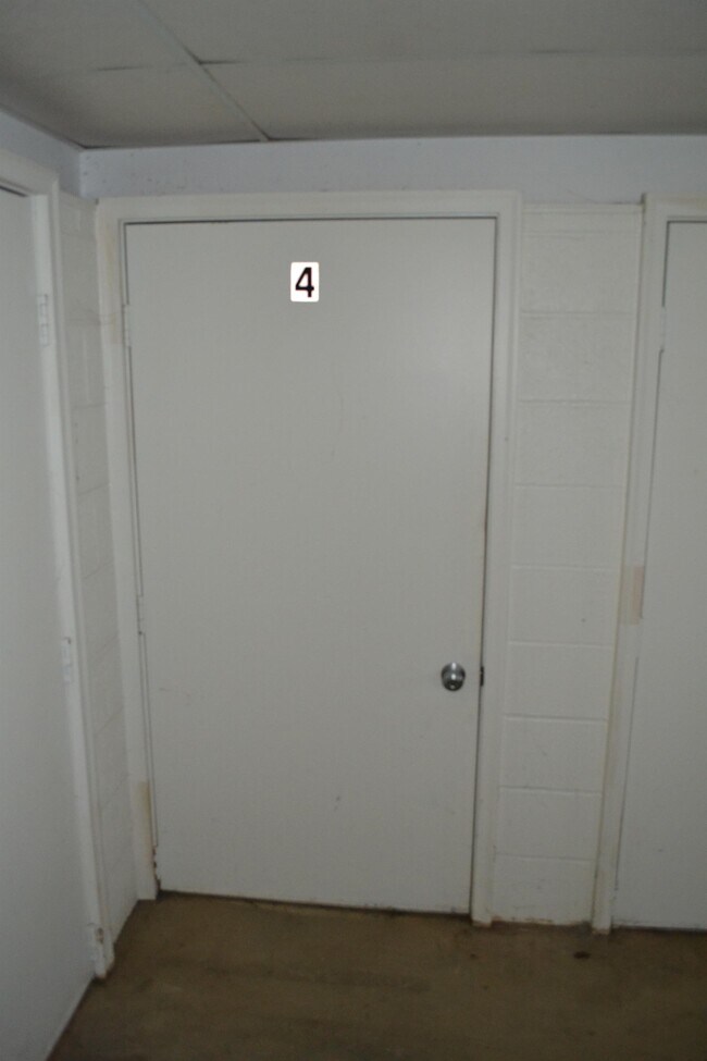 Foto del edificio - 1037 Keene St