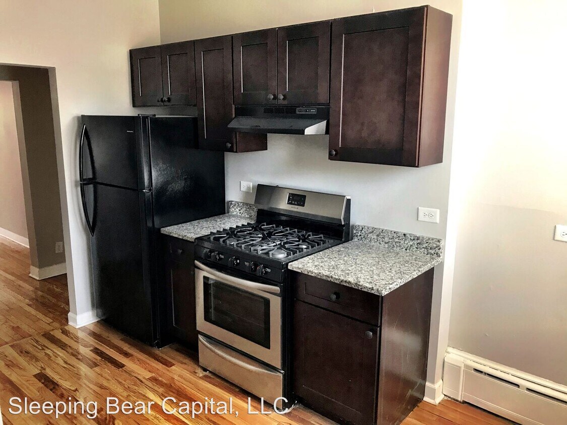 Foto principal - 3901 W Jackson Blvd