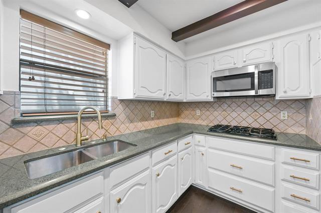 Foto del edificio - 9120 Summer Glen Ln
