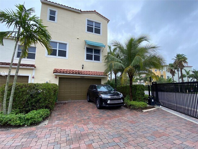 Building Photo - 12468 NW 17th Manor