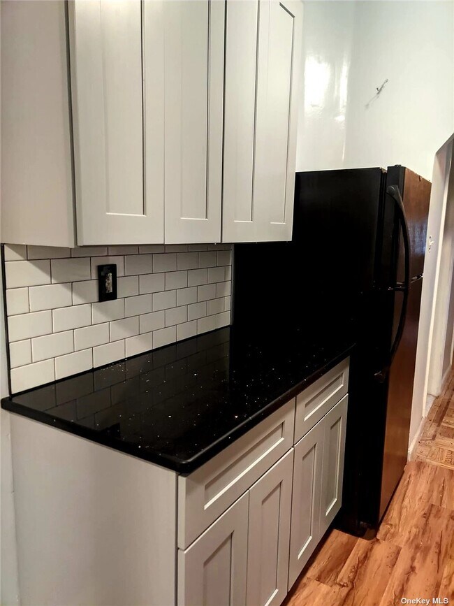Foto del edificio - 260 E 26th St