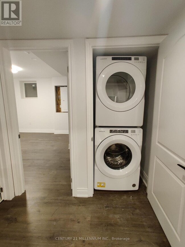 Building Photo - 97 Harbourtown Crescent