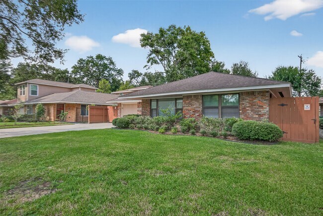 Building Photo - 4038 Cheena Dr