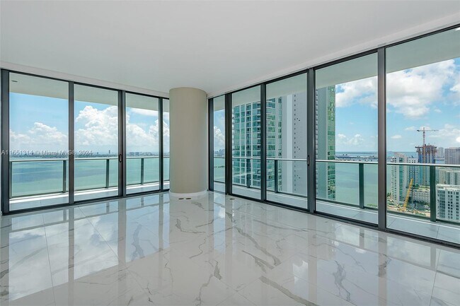 Foto del edificio - 480 NE 31st