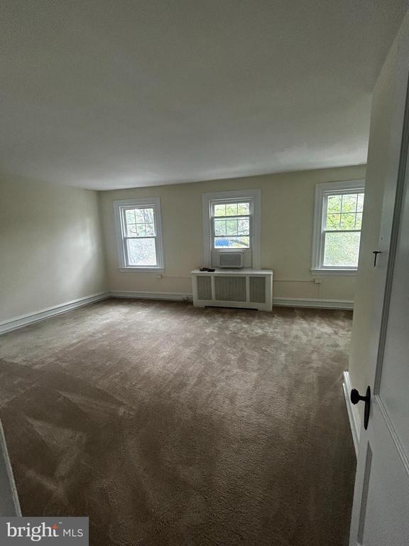 Foto del edificio - 237 Haverford Ave