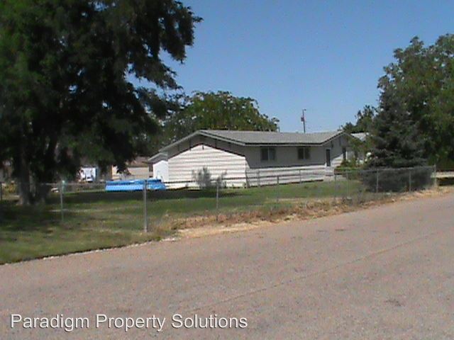Building Photo - 14792 Helen Ln