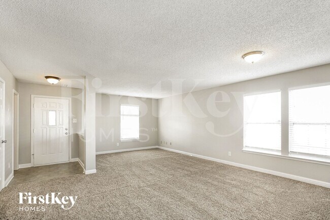 Building Photo - 8744 Orchard Grove Ln