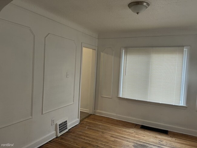 Building Photo - 3 br, 1.5 bath House - 6192 Oldtown St