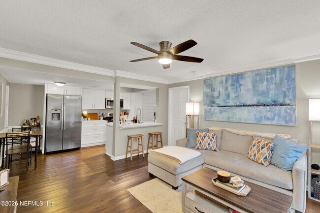Foto del edificio - 100 Fairway Park Blvd