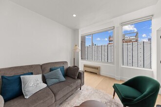 Building Photo - 19-23 Saint Marks Place-SI ID1499940P