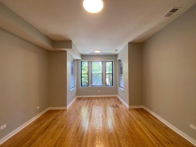 Building Photo - 1739 W Wallen Ave