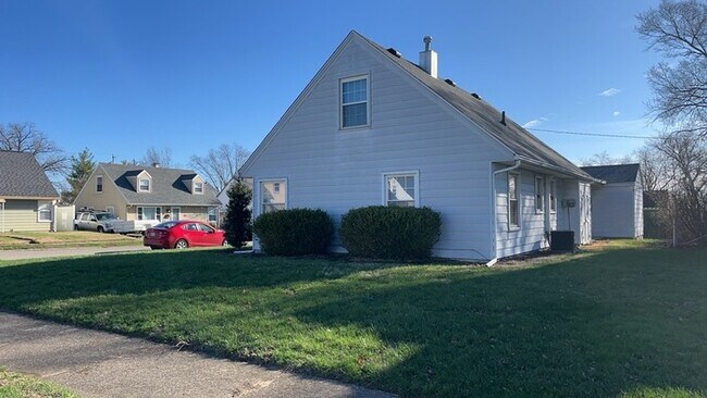 Foto del edificio - 4230 Reading Rd