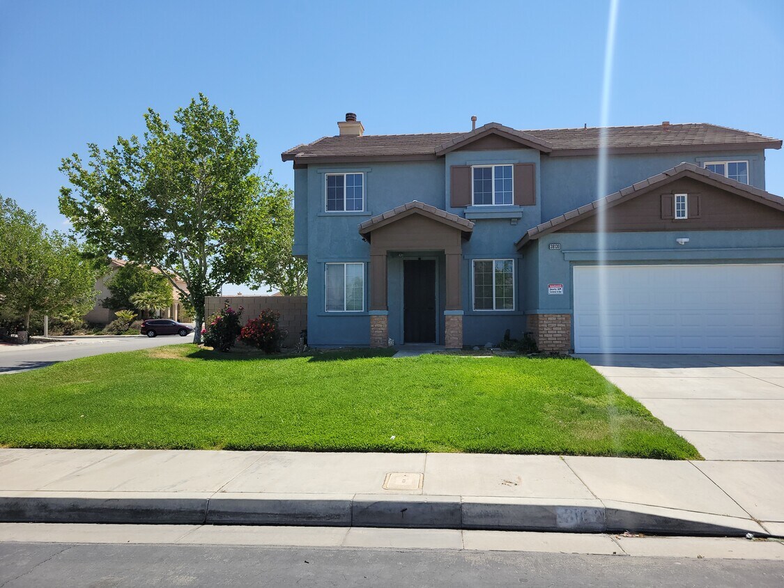 Primary Photo - 38130 Bee Ct