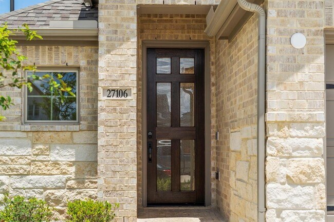 Foto del edificio - 27106 Cutleaf Daisy Ct