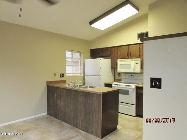 Building Photo - 103 E Concorda Dr