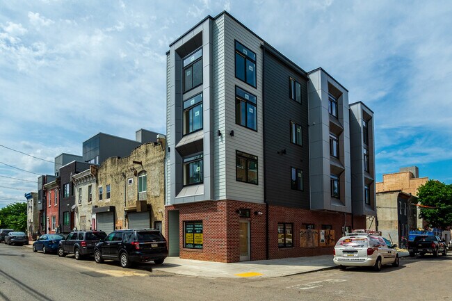 Photo - 2623 W Oxford St Townhome