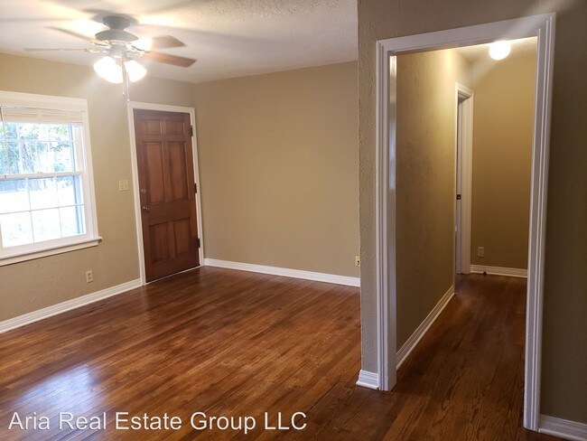 Foto del edificio - 700 E Brooks St