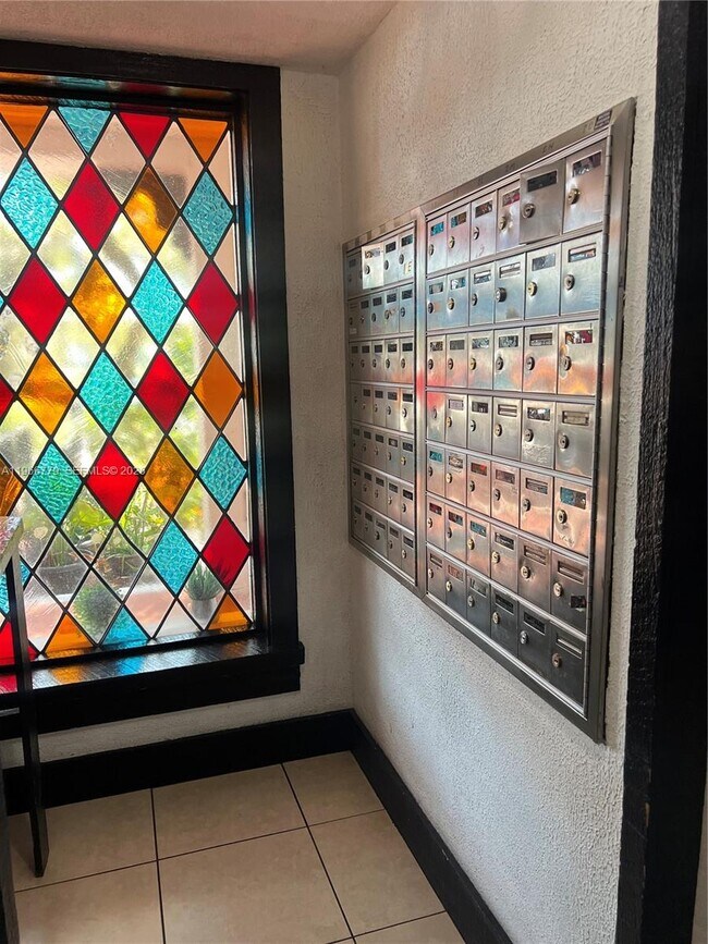 Foto del edificio - 3690 Inverrary Dr