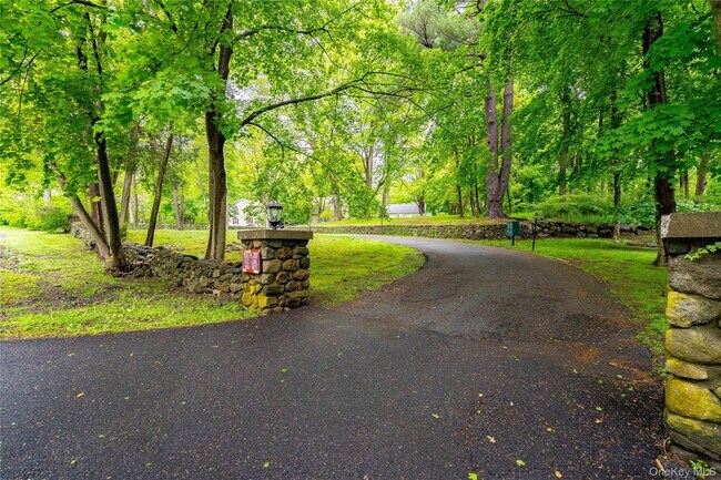 Foto del edificio - 157 US-202