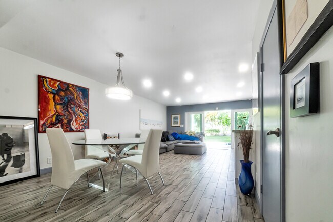 Foto del edificio - 20416 NE 34th Ct