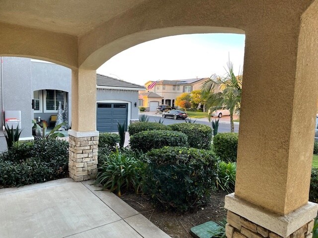 Building Photo - 5189 Bluegrass Way
