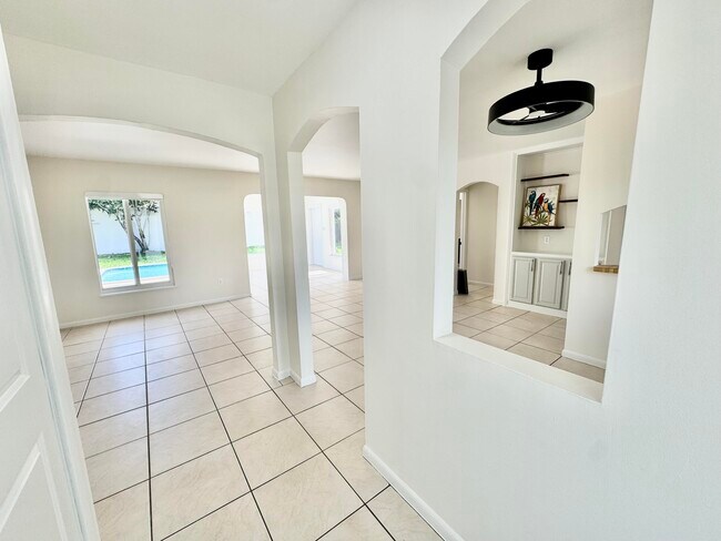 Foto del edificio - 10 Forest Hills Ln