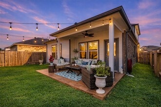 Building Photo - 7866 Alset Dr