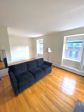 Building Photo - 115 Pinckney St