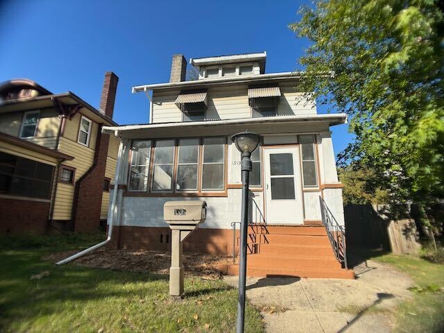 Primary Photo - Large home near Bradley Campus
